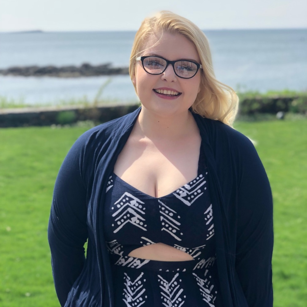 Meet your Posher, Alexandra